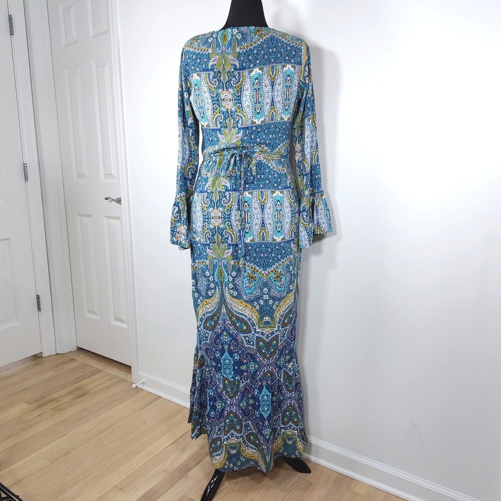R. Vivimos Paisley Wrap Maxi Dress Blue Boho Resort Bell Sleeve M US 8/10 - Picture 6 of 7
